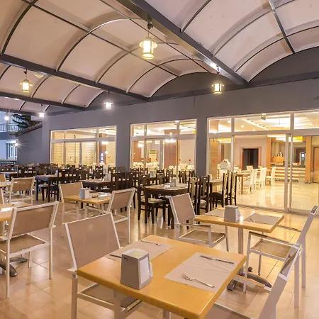 ホテル Akdora Elite & シダ