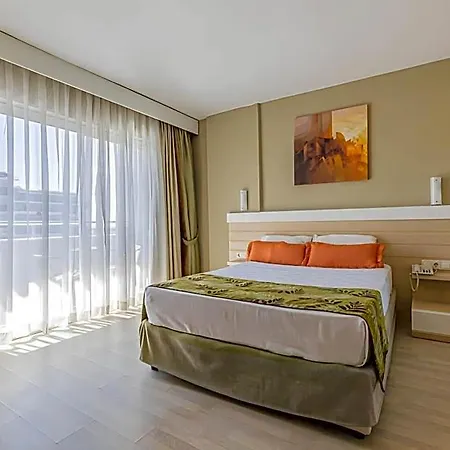 Akdora Elite & Hotel 4*