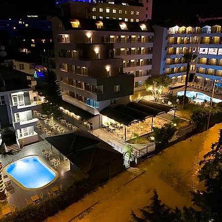 Hotel Akdora Elite & 4*