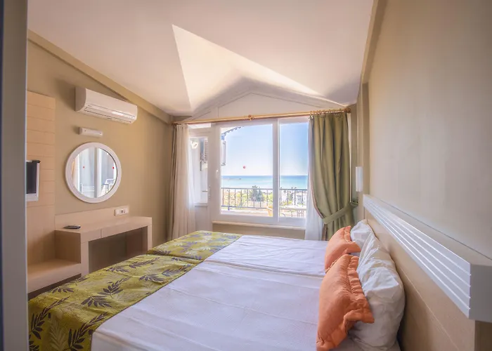 Akdora Elite & 4* Sidé