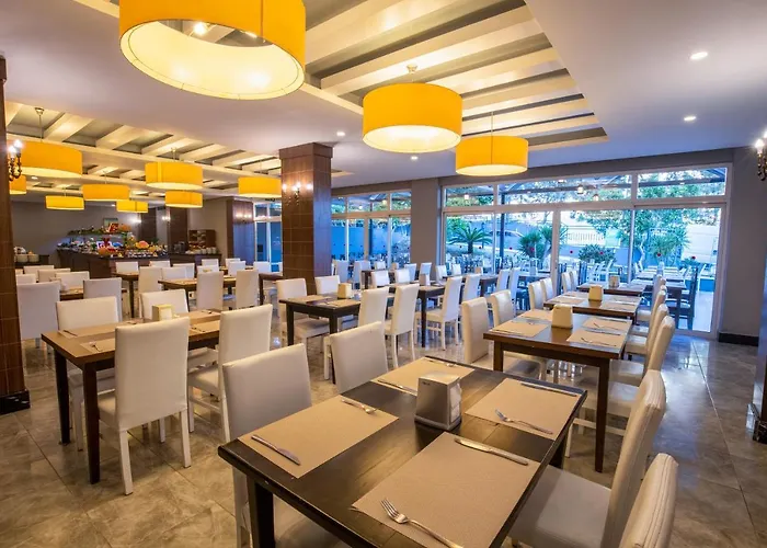 Akdora Elite & Hotel 4*