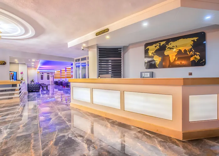 Akdora Elite & 4* Side